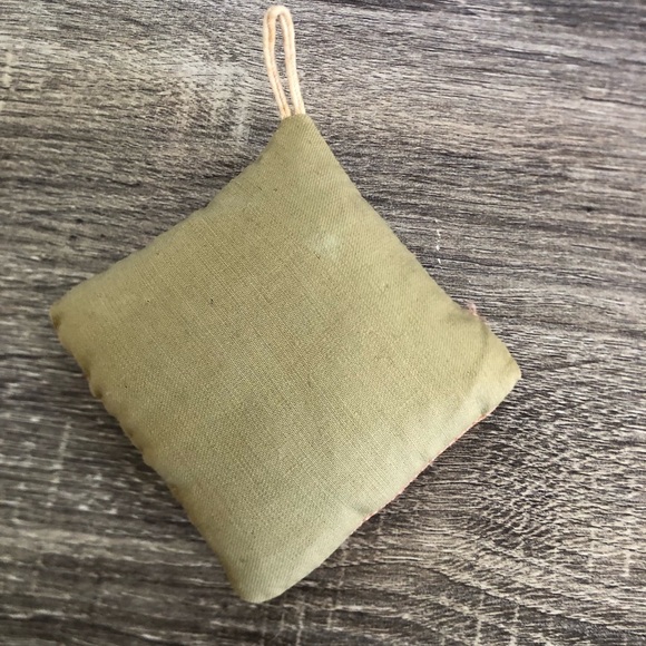 Vtg Toronto Souvenir Pin Cushion - Picture 7 of 12